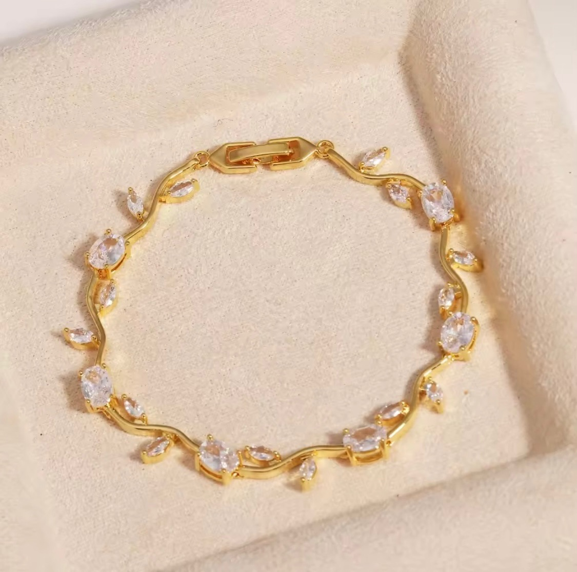 Tulip Bracelets